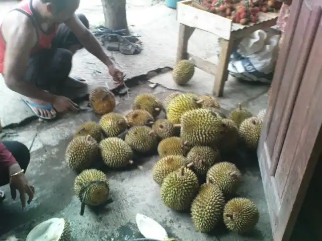 Gambar Makanan Duren Pasar Matesih 7