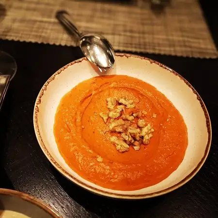 The Globe Restaurant - Hilton Istanbul Bomonti'nin yemek ve ambiyans fotoğrafları 26