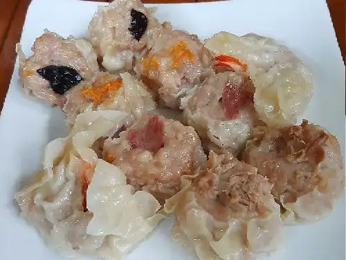 Dimsum B05, jl.perintis Kemerdekaan No.67