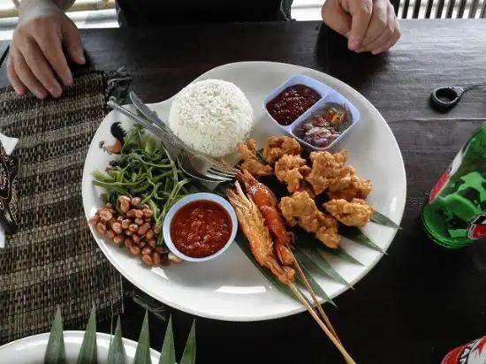 Gambar Makanan Warung Pencar Bali 4
