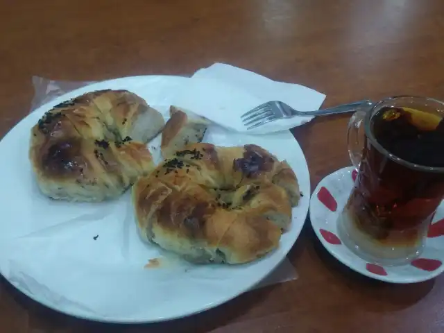 İspiroğlu Börek & Pide'nin yemek ve ambiyans fotoğrafları 3