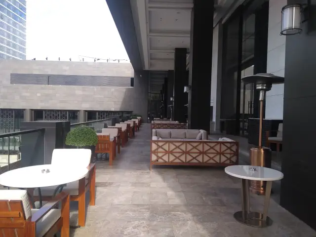 The Grand Lobby - Hilton İstanbul Bomonti Hotel & Conference Center'nin yemek ve ambiyans fotoğrafları 2
