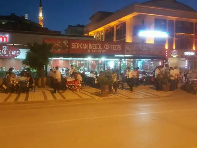 İnegöl Köfteci Serkan'nin yemek ve ambiyans fotoğrafları 4