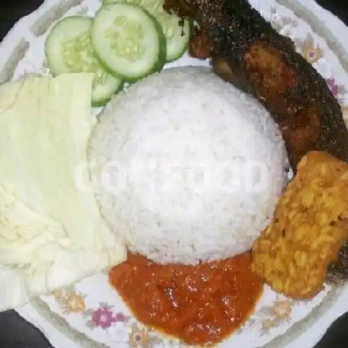 Gambar Makanan Penyetan Mayfasna, Wonocolo 2