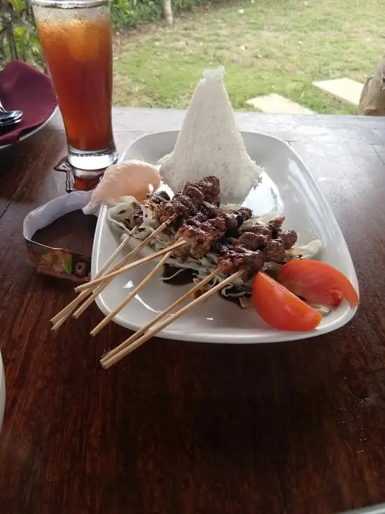 Gambar Makanan Batuan Resto 10