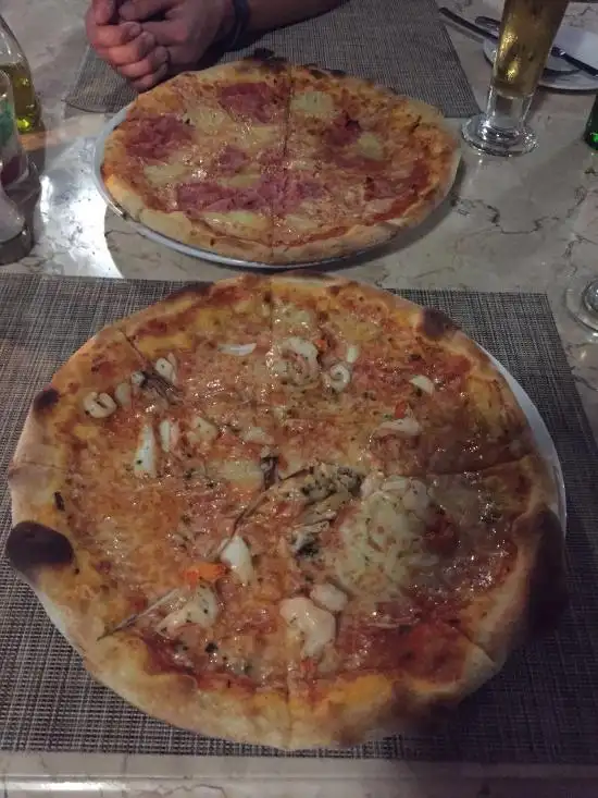 Gambar Makanan Giorgio Italian Ristorante Pizzeria 18