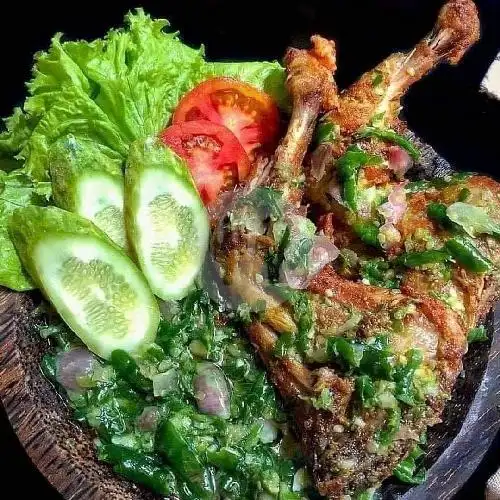 Gambar Makanan Ayam Geprek Dan Ayam Goreng Ni Elok, Gang Pelita 17