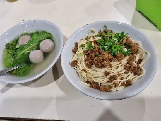 Gambar Makanan Mie Naripan 7