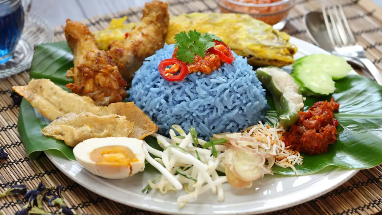 Kak ayu nasi kerabu golok