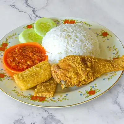 IBU LIS AYAM PENYET & BAKSO