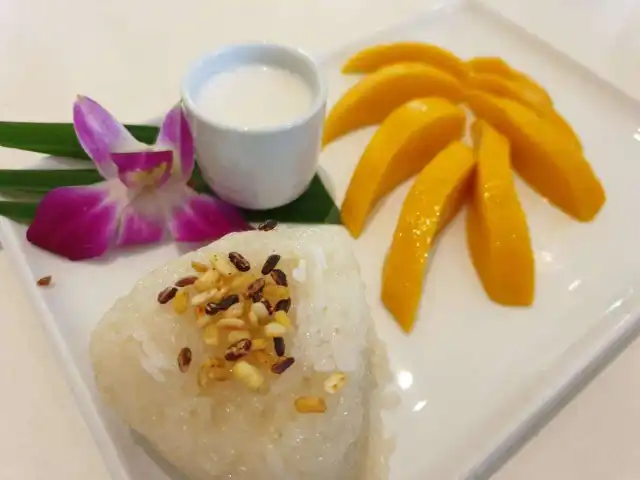 Simply Thai Food Photo 9