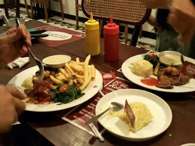 Gambar Makanan Steak Hotel by Holycow! TKP Bandung 18