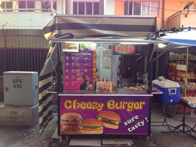 Ummi Burger Station Food Photo 2