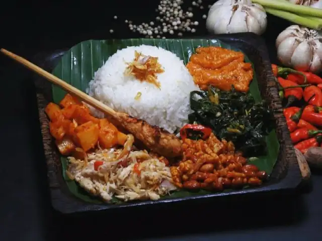 Gambar Makanan Nasi Pedes Bu Made 3