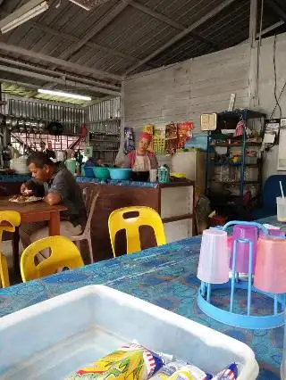 Kedai Makan Rojie