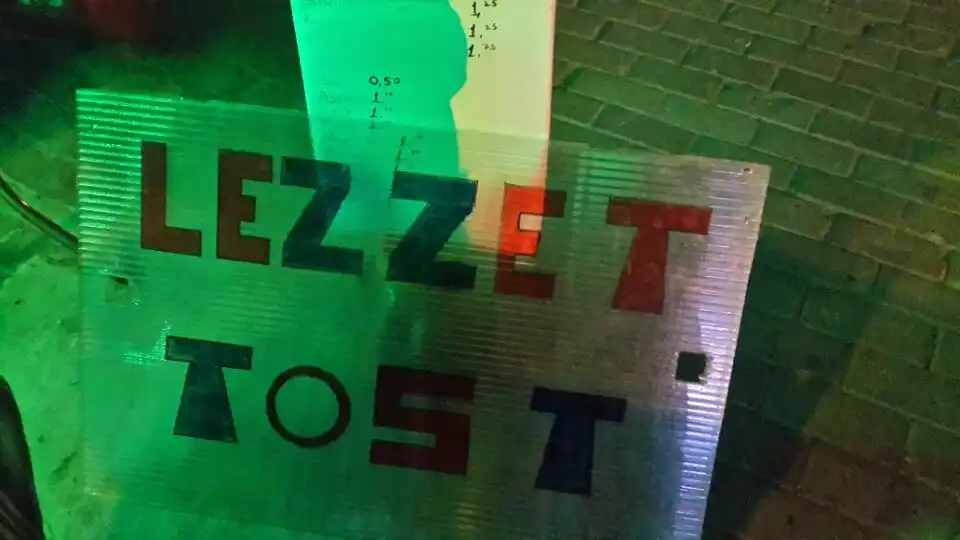 Lezzet Tost