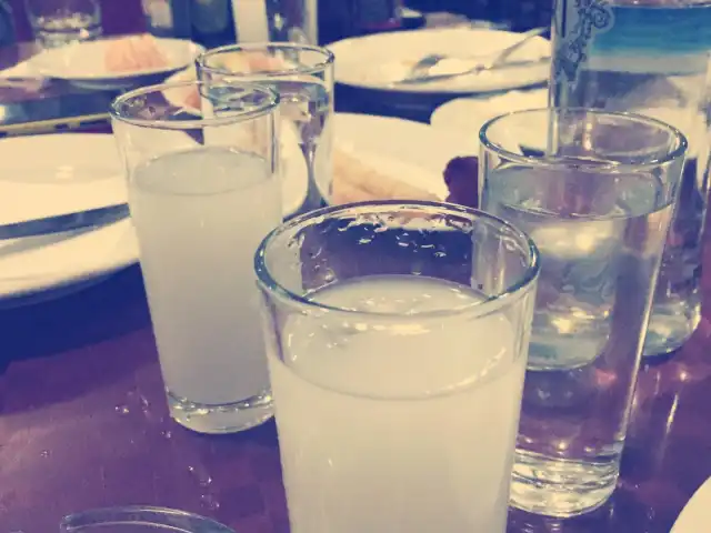 Yildiz Restorant'nin yemek ve ambiyans fotoğrafları 2