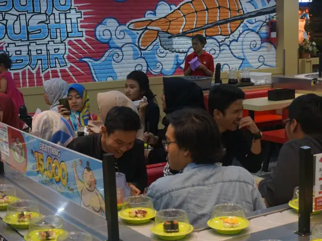 Gambar Makanan Sumo Sushi Bar 6