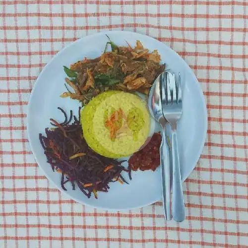 Gambar Makanan Selebes Nasi Kuning Khas Sulawesi 6