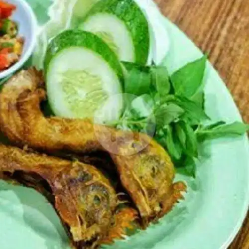 Gambar Makanan Ayam Kampung Goreng Kremes Bu Siti, Wonogiri Kota 14