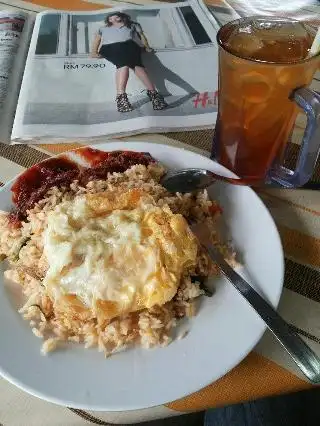 Warung Nasi Kerabu Daging Bakar & Aneka Gulai Food Photo 1