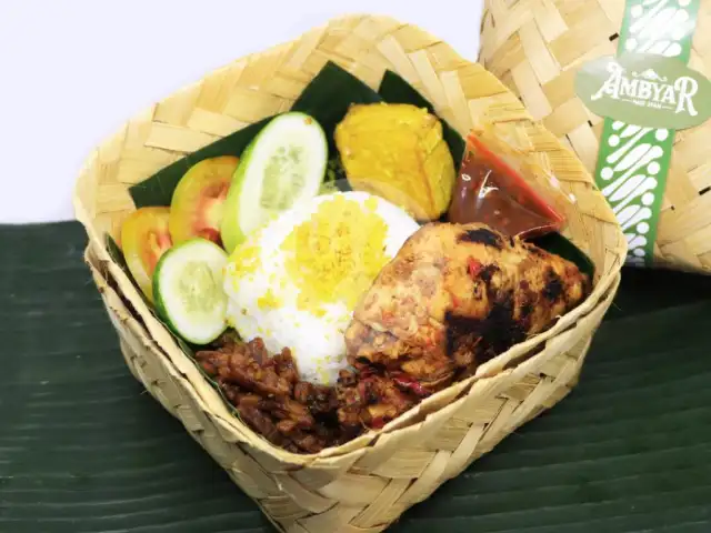 Gambar Makanan Nasi Ayam Ambyar, Cipondoh 1