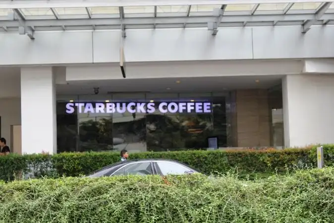 Gambar Makanan Starbucks - Plaza Indonesia 2