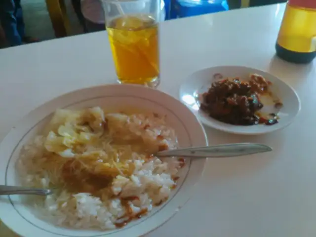 Gambar Makanan Sop Empal Spesial Bu Yoeni 15