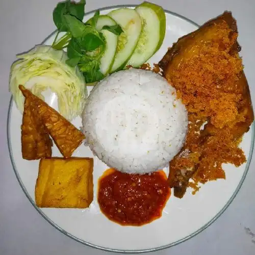 Gambar Makanan Ayam Kremes D'Jum 10