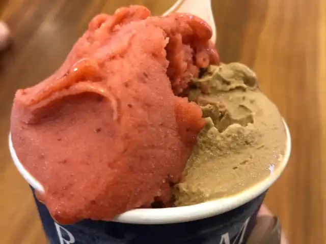 Gambar Makanan GROM - IL GELATO COME UNA VOLTA 4