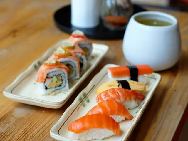 Gambar Makanan Sushi Tora 3