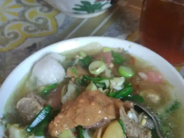 Gambar Makanan Soto Sutri 2