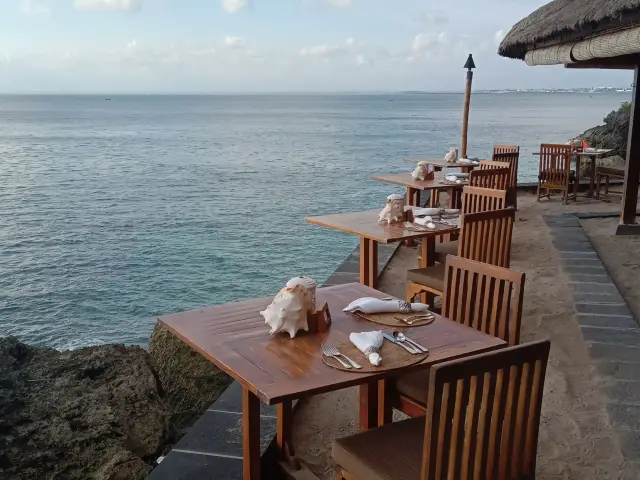 Gambar Makanan KISIK Lounge and Seafood Restaurant - AYANA Resort and Spa 4