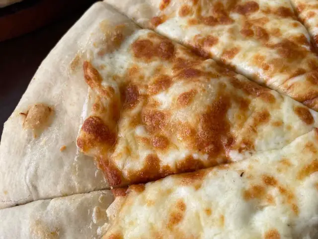 Gambar Makanan Pizza Kayu Api 1
