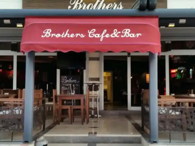 Brothers Cafe & Bar'nin yemek ve ambiyans fotoğrafları 36