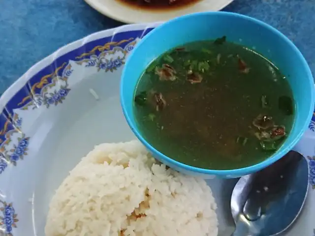 Medan Selera Taman Siakap Food Photo 4