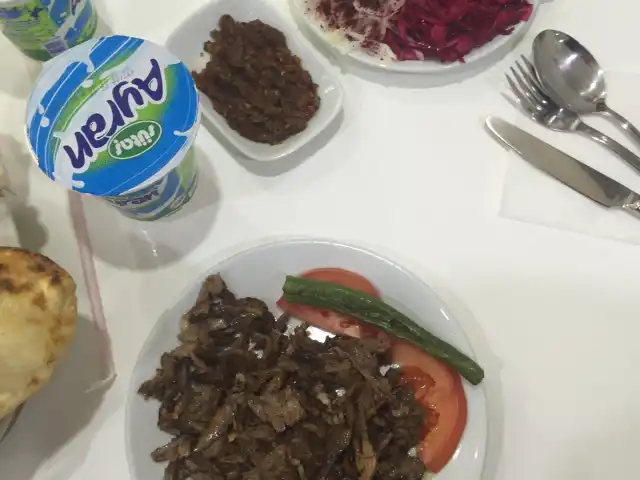 Altın Yaprak Döner'nin yemek ve ambiyans fotoğrafları 2