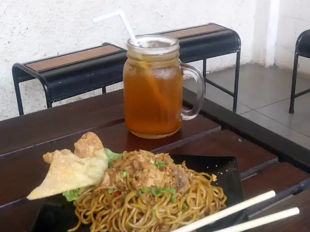 Gambar Makanan Mie Setan 5