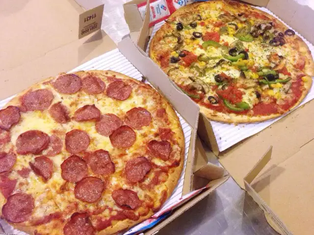 Gambar Makanan Domino's Pizza 17