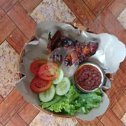 Gambar Makanan Ayam Penyet Cabe Ijo Andesmal Ibu Jiyah 90, Mangga Besar 3