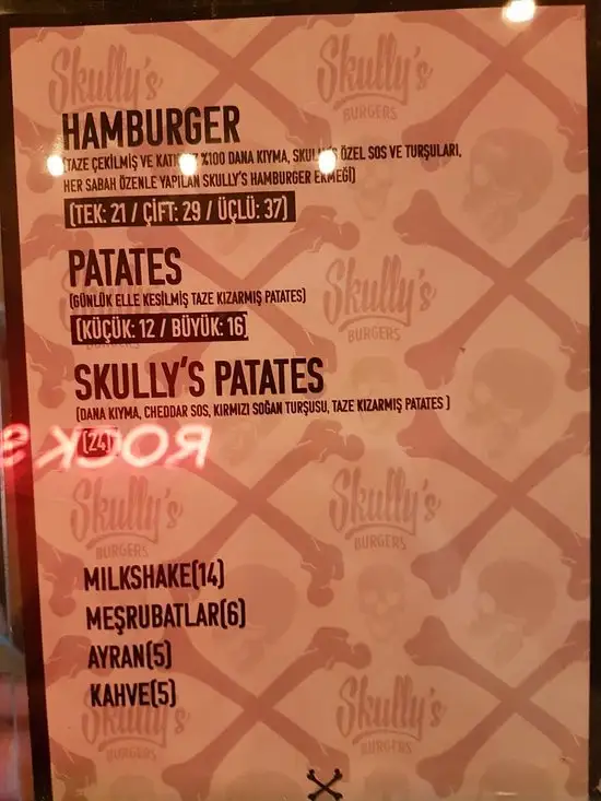 Skully's Burgers'nin yemek ve ambiyans fotoğrafları 27