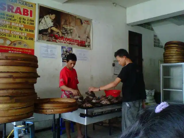 Gambar Makanan Srabi Notosuman khas Solo - Ny. Handayani 5