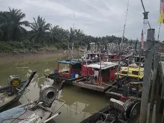 Asam Pedas Mak Anjang Jeti Kelanang