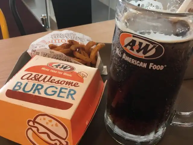 A&W Food Photo 16