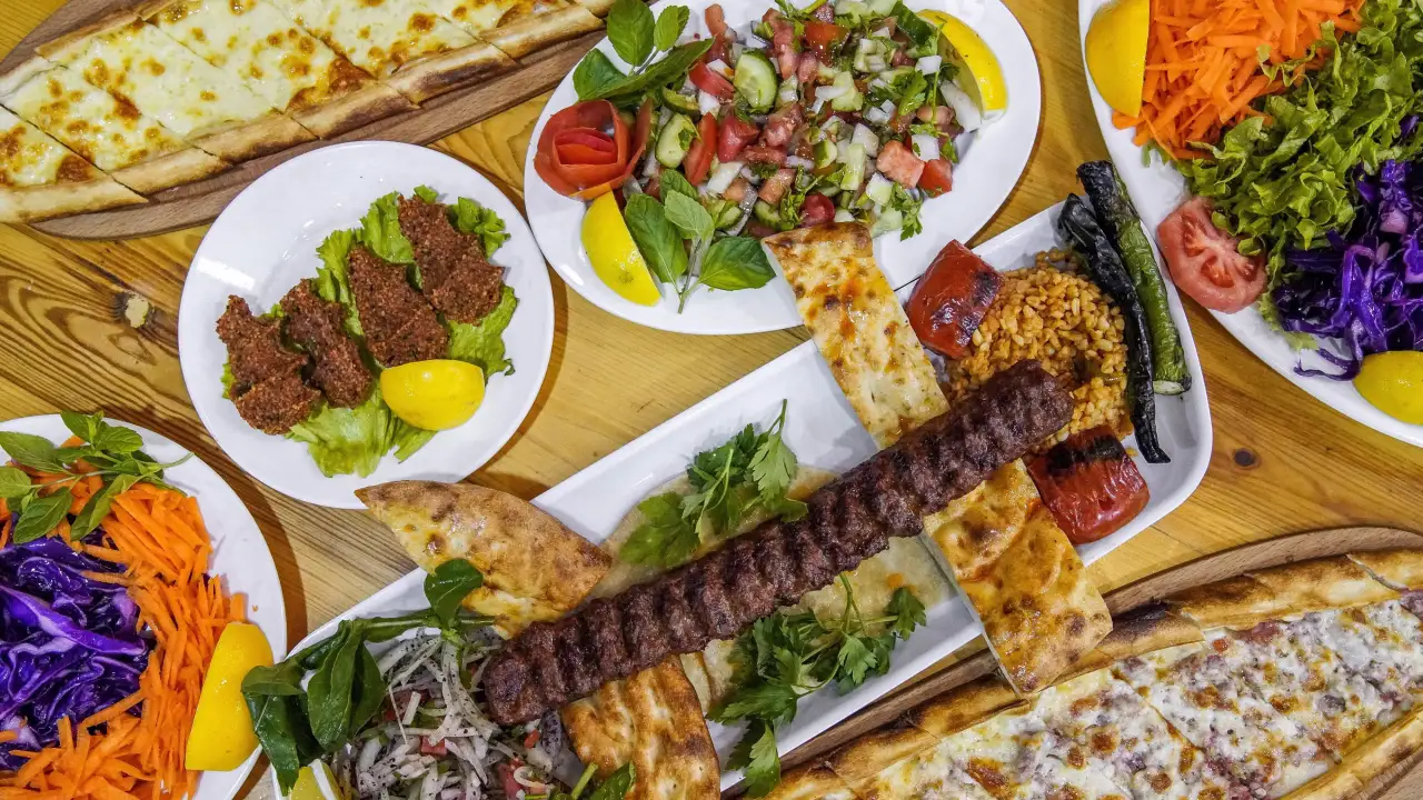 Candan Pide & Kebap