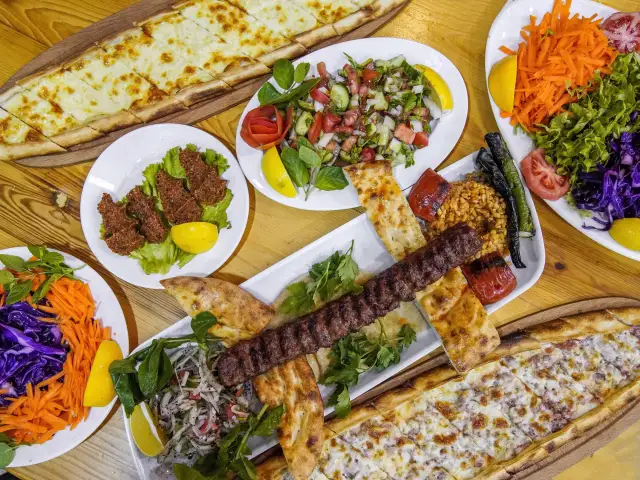 Candan Pide & Kebap