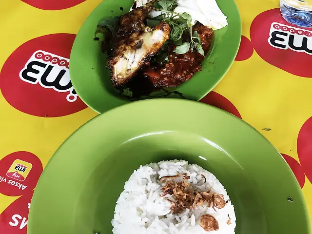 Gambar Makanan Rumah Makan Moro Seneng 1