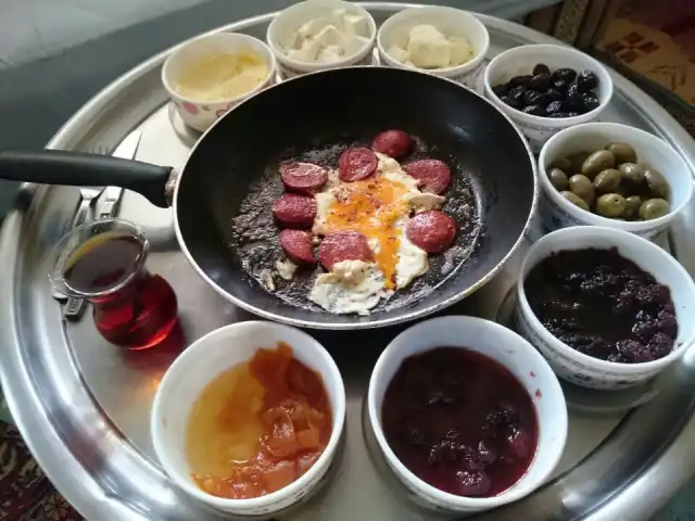 Mom Breakfast