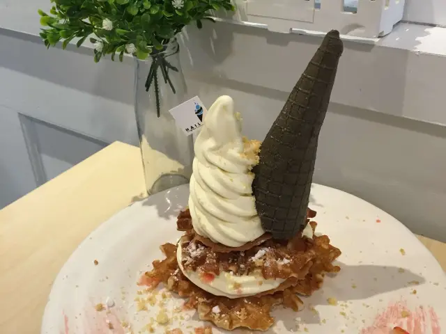 Hail's Soft Serve Food Photo 7