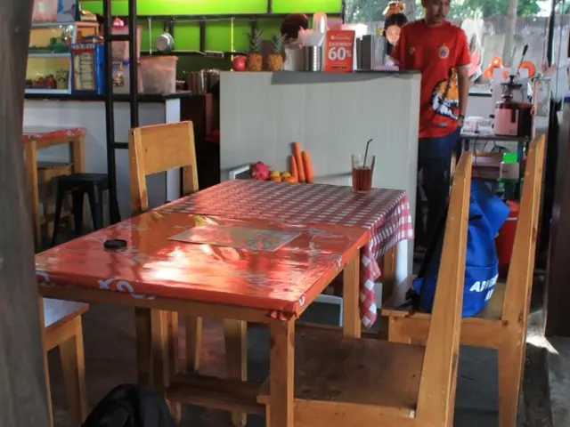 Gambar Makanan Tropicale Juice Bar 11